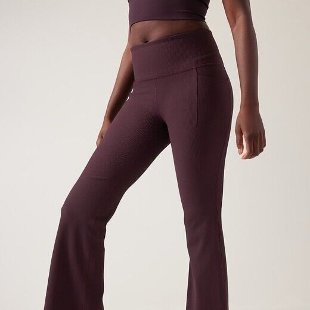 ATHLETA SPICED CABERNET SALUTATION STASH RIB FLARE SIZE X X SMALL NEW WITH TAGS